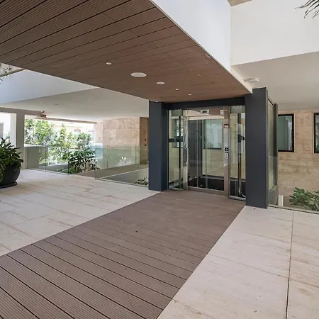 Luxury Front Line Ikkil Bay * Εστεπόνα
