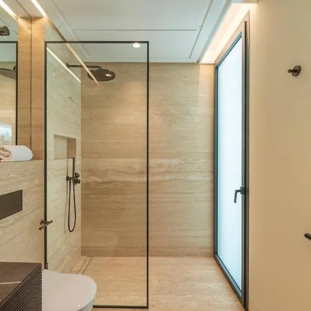 Luxury Front Line Ikkil Bay Εστεπόνα
