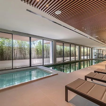 Luxury Front Line Ikkil Bay *
